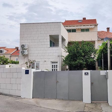 Ava Studio Apartment And Room Dubrovnik Bagian luar foto